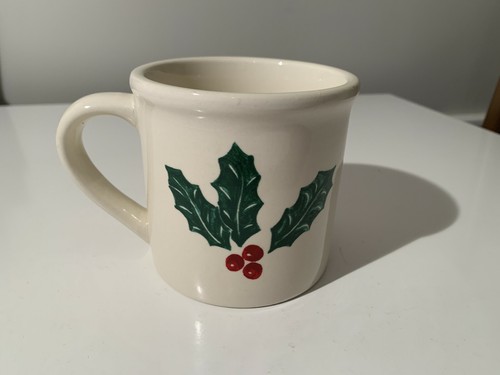 EDDIE BAUER Exclusive Mug Christmas Holiday Holly Berry 12 Oz. - Picture 3 of 6