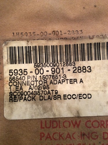 Sunbank Connector Adapter A NSN 5935-00-901-2883 P/N 1507651-3 - Foto 7 di 7