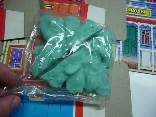 BLUE BOX WESTERN PLAYSET RARE LOT  DEAL-L@@K!!! - Picture 21 of 24