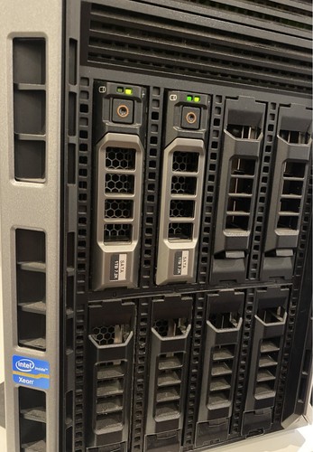 Dell PowerEdge T420 Server - Picture 2 of 6