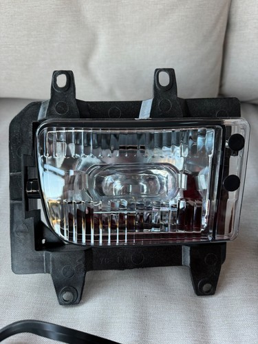 Clear Front fog lights for BMW E30 3 Series - Picture 4 of 8