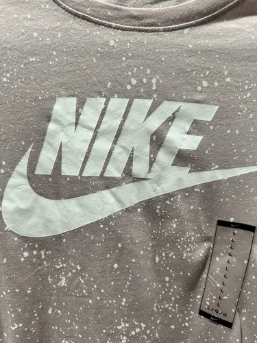Camiseta The Nike Swoosh rosa para hombre talla L - Imagen 2 de 3