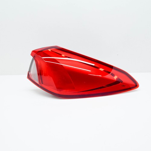 FORD FOCUS MK4 Estate Outer Rear Right Taillight Lamp 2603191 NEW GENUINE - Picture 3 of 10
