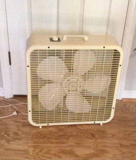 Vintage Metal Box Fan Lakewood 20u0026#034; Fan Original Box,Grt Cond.,3 Speed  1960-70u0026#039;s | eBay