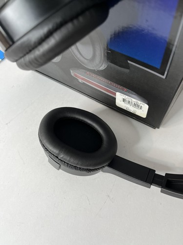 The Sharper Image Wireless Headphones SHP921 W/ Cables Manual & Manual - Picture 6 of 9