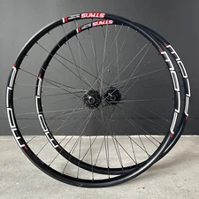 Stan's No Tubes Flow MK3 27.5 Boost Wheelset