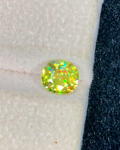 Voll Feuer natürlicher Sphen Titanit Edelstein, ovale Form facettierte Sphene 1,20 cts - Bild 10 von 11