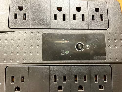 Vertiv Liebert PST5 350VA 120v 8-Outlet UPS PST5-350MT120 ✅❤️️✅❤️️✅❤️ - Picture 4 of 4