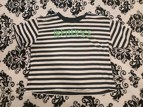 Beetlejuice Official Juniors Small S Stripe Crop Top Cropped Short Sleeve Shirt - Bild 1 von 5