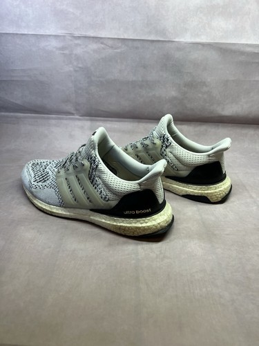Scarpe da corsa Adidas Ultraboost 1.0 DNA unisex UK 8.5 traspiranti comode - Foto 5 di 17