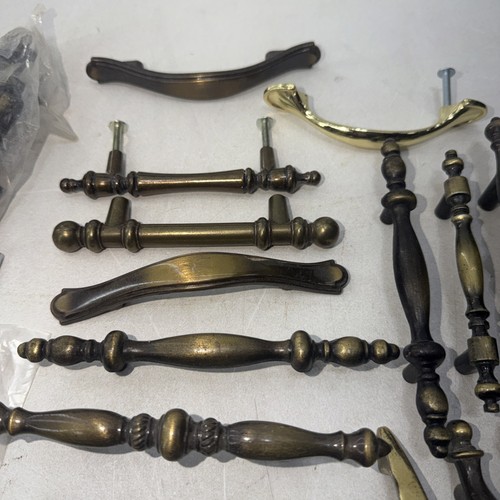 Konvolut Vintage Antik Amerock Bel mit Schubladenzügen Messingknöpfe Küche 33 Teile - Bild 4 von 9