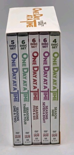 Missing 1 Disc~One Day at a Time The Complete Series DVD Box Set  - Picture 2 of 8