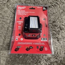 Milwaukee Tool 2359-20 M18 Rover Compact Folding Flood Light W/ Usb Charging