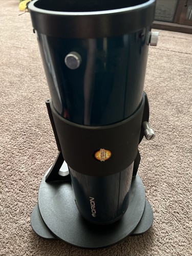 Orion StarBlast Tabletop 4.5 Reflector Telescope w/stand Explorer II 17mm 6mm - Picture 7 of 7
