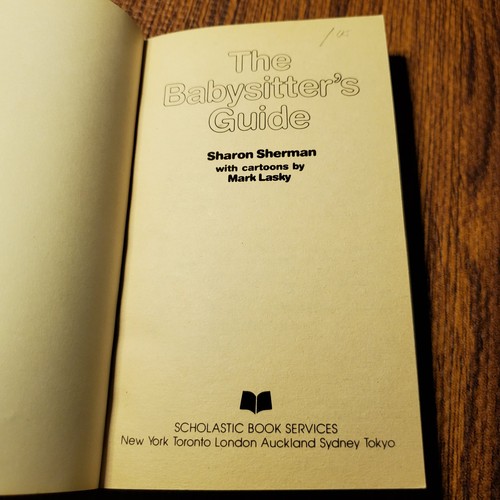 The Babysitter's Guide Scholastic Book Services 1979 Child Care Tips - Picture 4 of 7