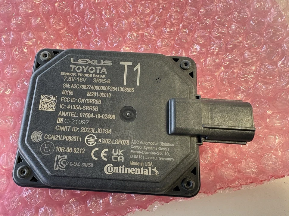 Lexus Radar Sensor 882B1-0E010 - Image 2 of 3