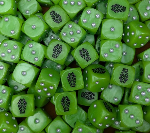 Fluorescent green tomb lords for grimdark sci fi tabletop wargames D6 death dice - Picture 4 of 5