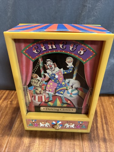 Vtg 1981 Yap’s Circus Dancing Clown Music Box w/ Drawer Send In The Clowns - Picture 2 of 6