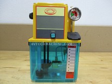 TM-302FW-T2P Yeong Dien Lubrication Pump W Pressure Relief 2L Tank 220V