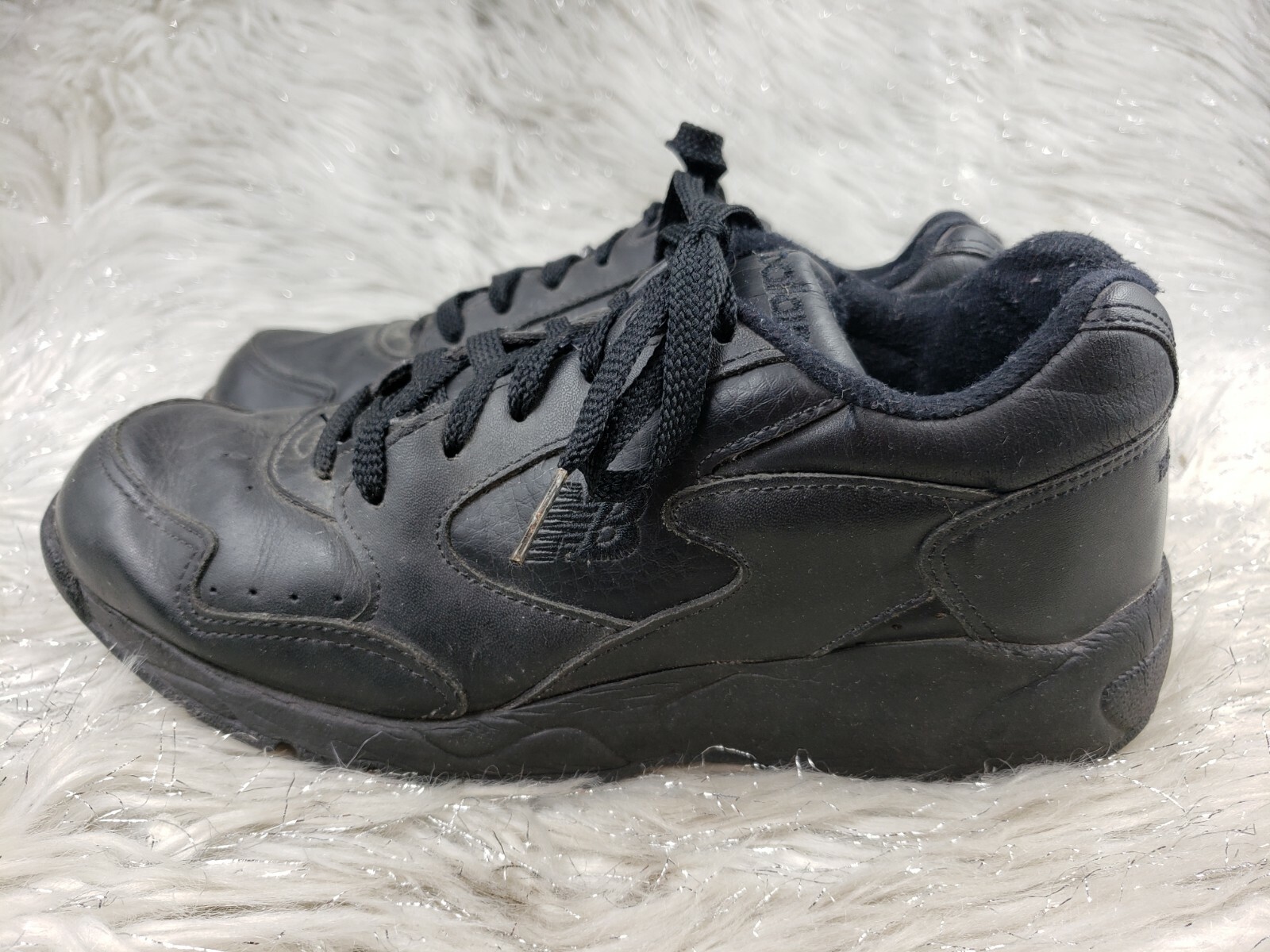 NEW BALANCE 571 Black Walking Strike Path Sneakers Womens Size 8