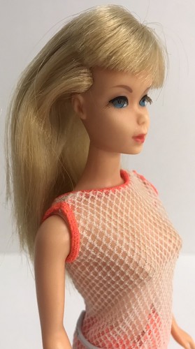 Vintage Twist N Turn Blonde Barbie Original Shorts & Fishnet Covering #1160 READ - Picture 13 of 24
