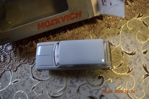 Moskvitch 426 Wagon in Grey USSR - Picture 5 of 10