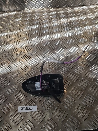 2021 FORD FIESTA VAN AERIAL BASE ONLY  H1BT-19G461-JC - Picture 3 of 4