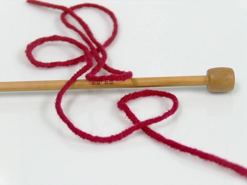 4-Skein Lot Favorite Wool Yarn 4x100g/210m Burgundy - Picture 3 of 4