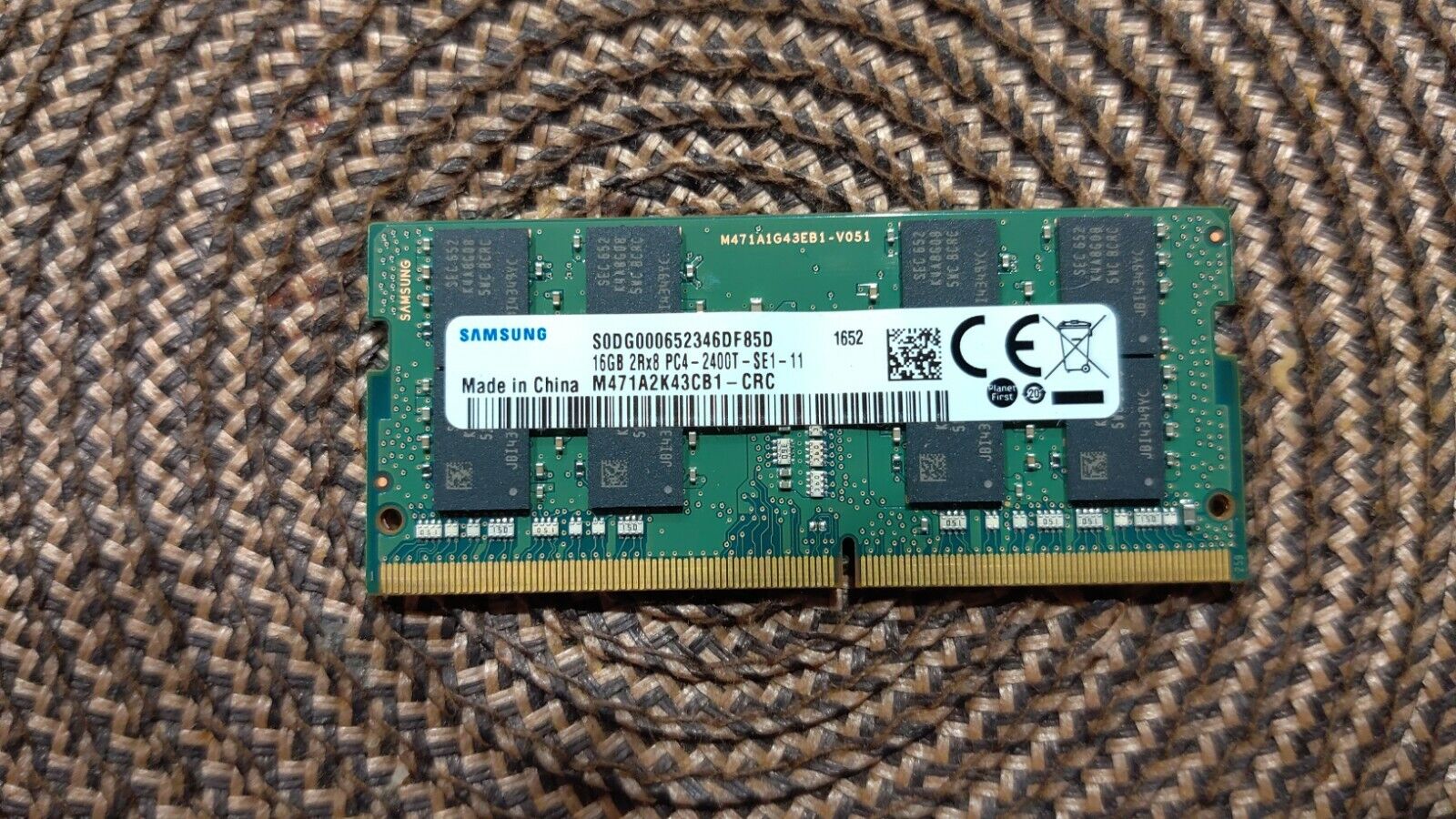 Samsung 16GB DDR4 2400MHz 1.2V CL17 SODIMM Memory Module 