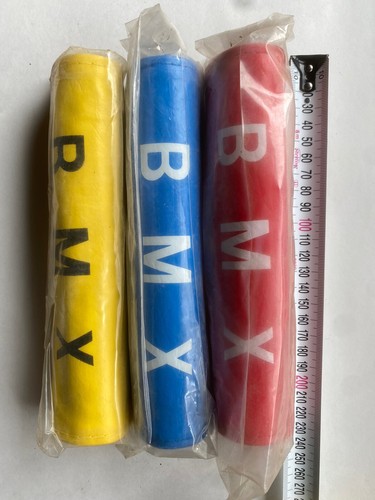 Old School Bmx Straight Handlebar Pad NOS Vinyl Metal Snaps Black Foam 24cm - Picture 3 of 3