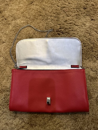 Red Steve Madden Clutch/Purse With Silver Detachable Chain Strap - Picture 6 of 11