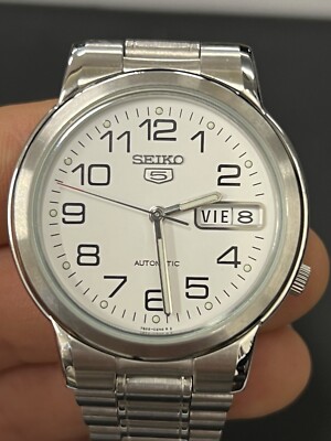 SEIKO 5 セイコーファイブ　7S26-01F0 (W84) Seiko 5 (7S26-01F0) Day/Date Automatic Men's Wristwatch