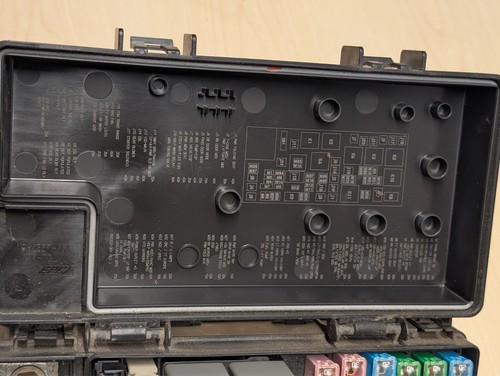 2007 DODGE NITRO TIPM MULTIFUNCTION INTEGRATED FUSE BOX 56049721A0/AJ/AI - Picture 7 of 17