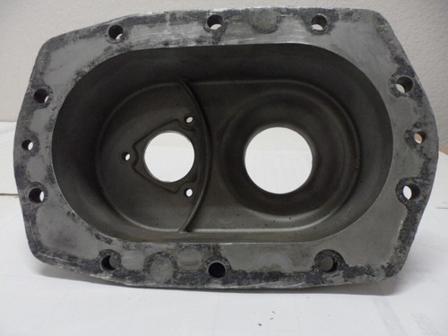 Cubierta delantera sobrealimentador Roots Soplador Detroit Diesel 5115464M - Imagen 9 de 15
