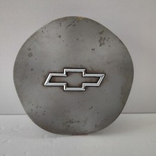 OEM 1995-1999 CHEVROLET LUMINA, MONTE CARLO Center Cap 10211483 (2)