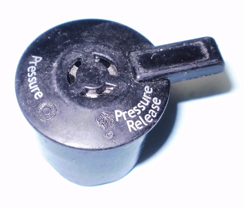 VINTAGE PRESSURE COOKER STEAMER CANNER JIGGLER WEIGHT #1 - Picture 1 of 5