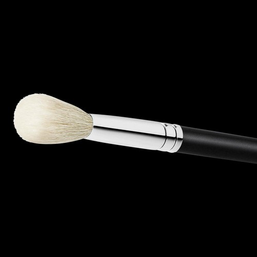 MAC 168 Synthetic Large Angled Contour Brush |5991 - Picture 2 of 3