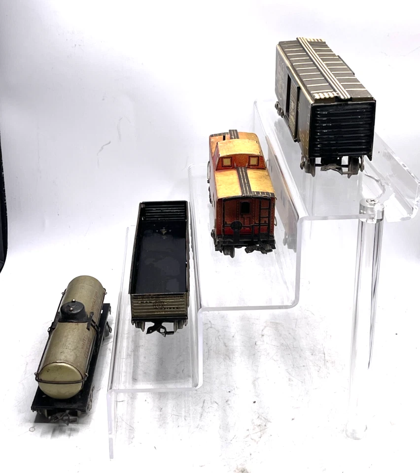 VINTAGE LOT 4 194O'S MARX METAL O Gauge New York New Haven, Tanker, Freight - Image 4 of 4