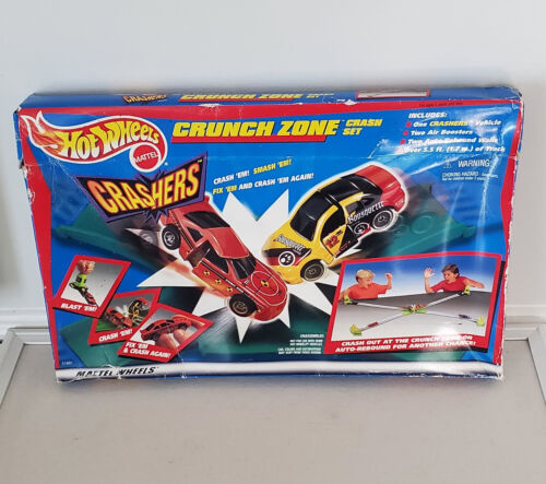 Vintage Hot Wheels Crunch Zone Crash Set Crashers Mattel 1998 NOS - Picture 2 of 14