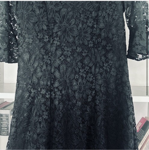 Beautiful Perceptions Dress Women's Black Lace 3/4 Flare Sleeve Sz Small - Picture 2 of 8
