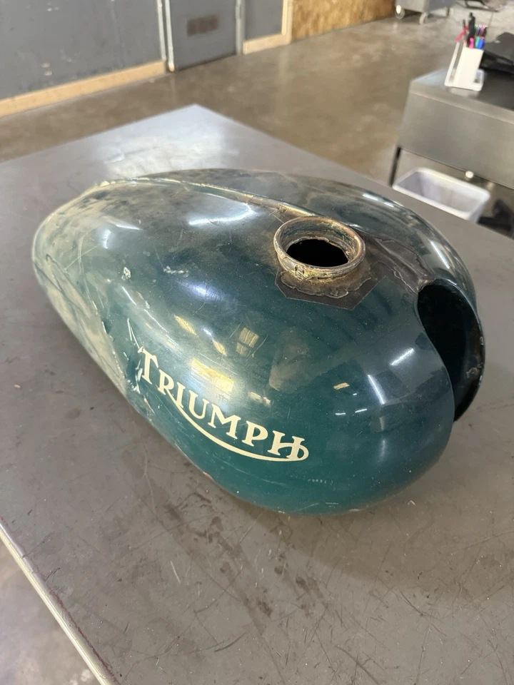 Tanque de gasolina vintage para motocicleta Triumph OEM Foto 2 de 3