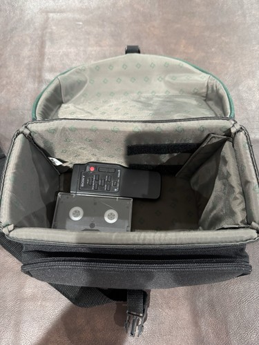 Sony Handycam Vision CCD-TRV43 Hi8 Camcorder - Picture 4 of 4