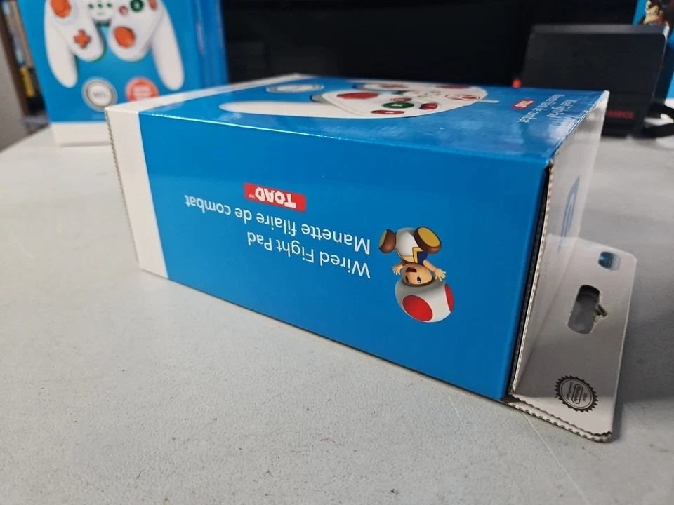 Wii U Wired Flight Pad Controller Mario Toad Edition Collectable Sealed New - Image 4 of 4