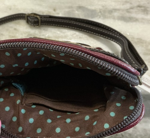 Bolso de mano bandolera convertible con correa para teléfono celular estampado de pata Chala Dog Lovers granate - Imagen 5 de 7