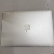 Apple MacBook Air 13 in 2017 Silver/Intel Core i5 1.8 GHz, 128 GB
