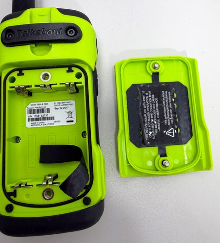 4x Motorola Talkabout Walkie Talkie T460 T600 2 Way Radio FOR PARTS ONLY BROKEN - Picture 11 of 14