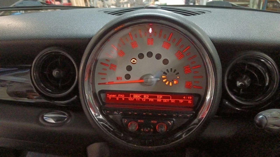 MINI R56 SPEEDOMETER CLOCKS BOOST CD RADIO PLAYER PROFESSIONAL HEAD UNIT R55 R57 - Image 2 of 4