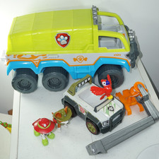 PAW PATROL Jungle Rescue Toy Truck Lights & Sounds Vehicle Marshall & Tracker