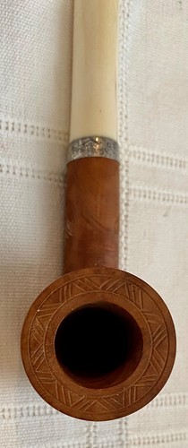 Vintage pipe,carved wooden bowl,sterling ring,celluloid stem,Asian designs - Picture 5 of 6