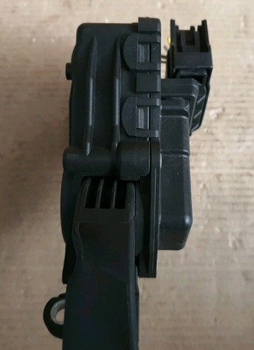 FORD FOCUS MK2 05-14 GASPEDAL GASPEDAL MONTAGE 4M519F836BK  - Bild 24 von 24